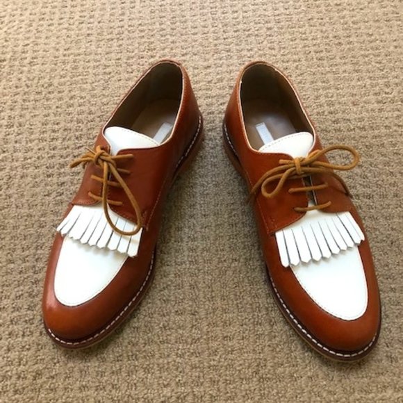 Classic Vintage inspired Oxford Shoes - Picture 1 of 4